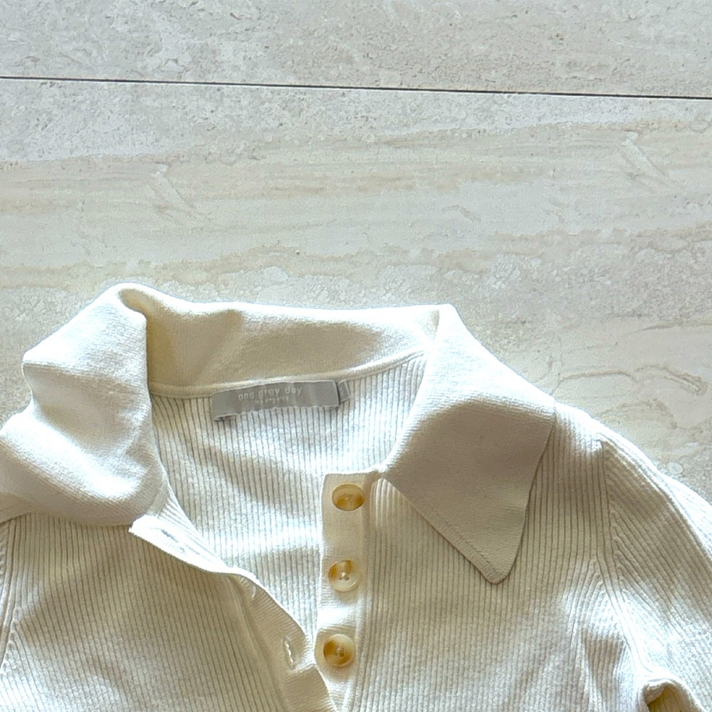 Elegant Cream Women's Sweater
